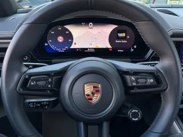 Macan 4 PANO MATRIX BOSE KEYLESS