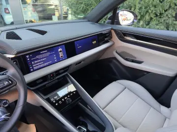 Macan 4 PANO MATRIX BOSE KEYLESS