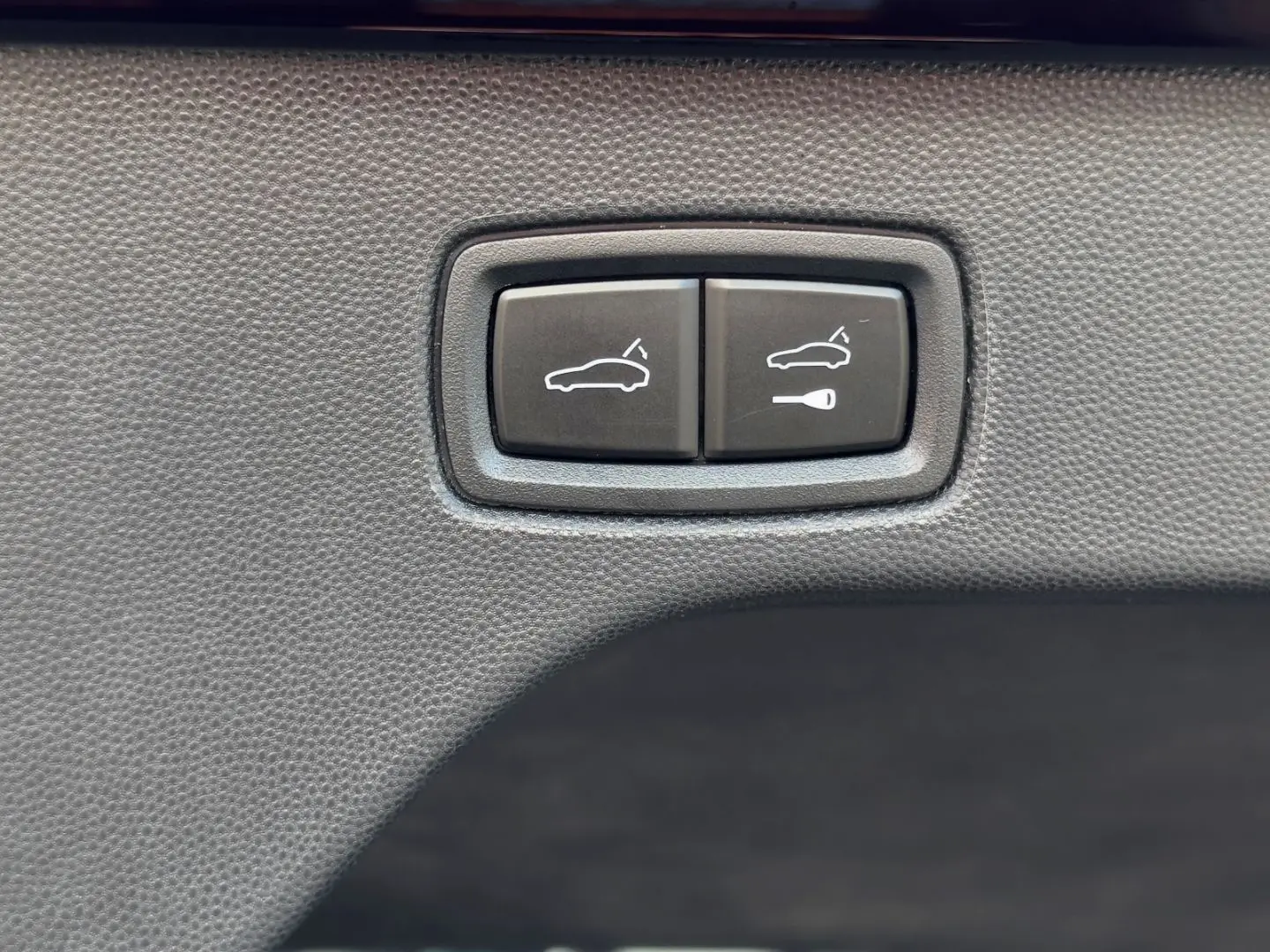 Macan 4 PANO MATRIX BOSE KEYLESS