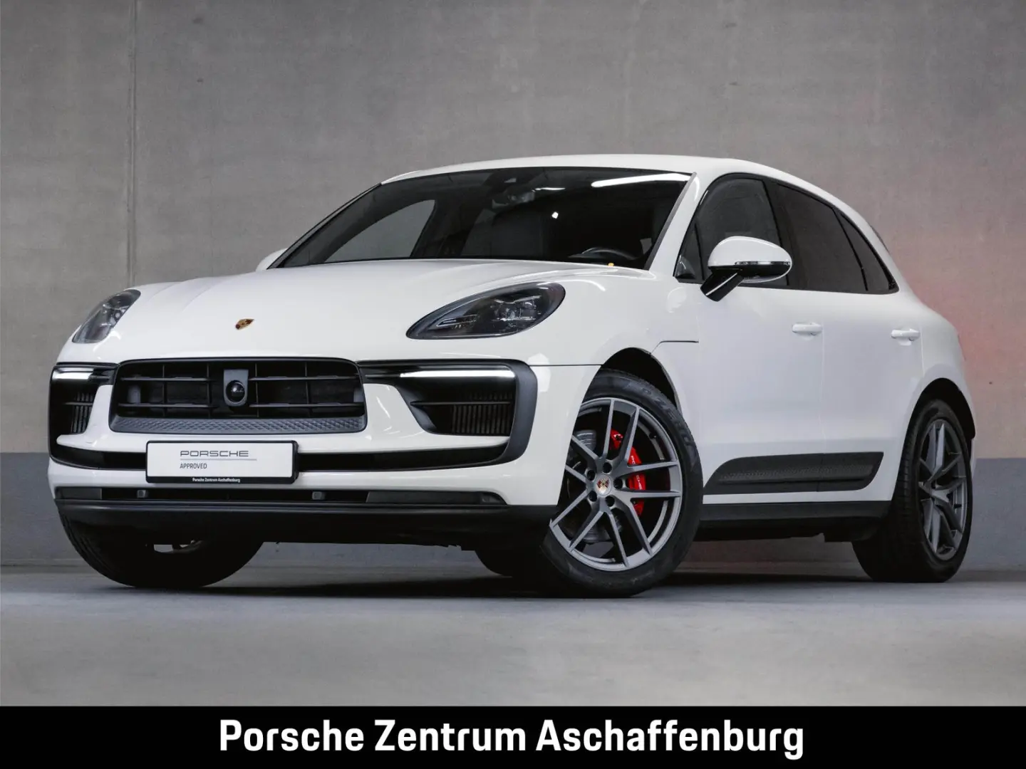 Macan S