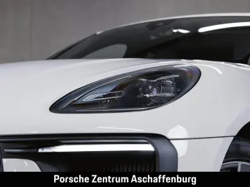 Macan S