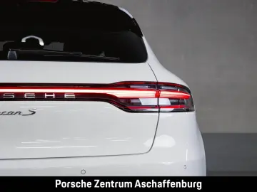 Macan S