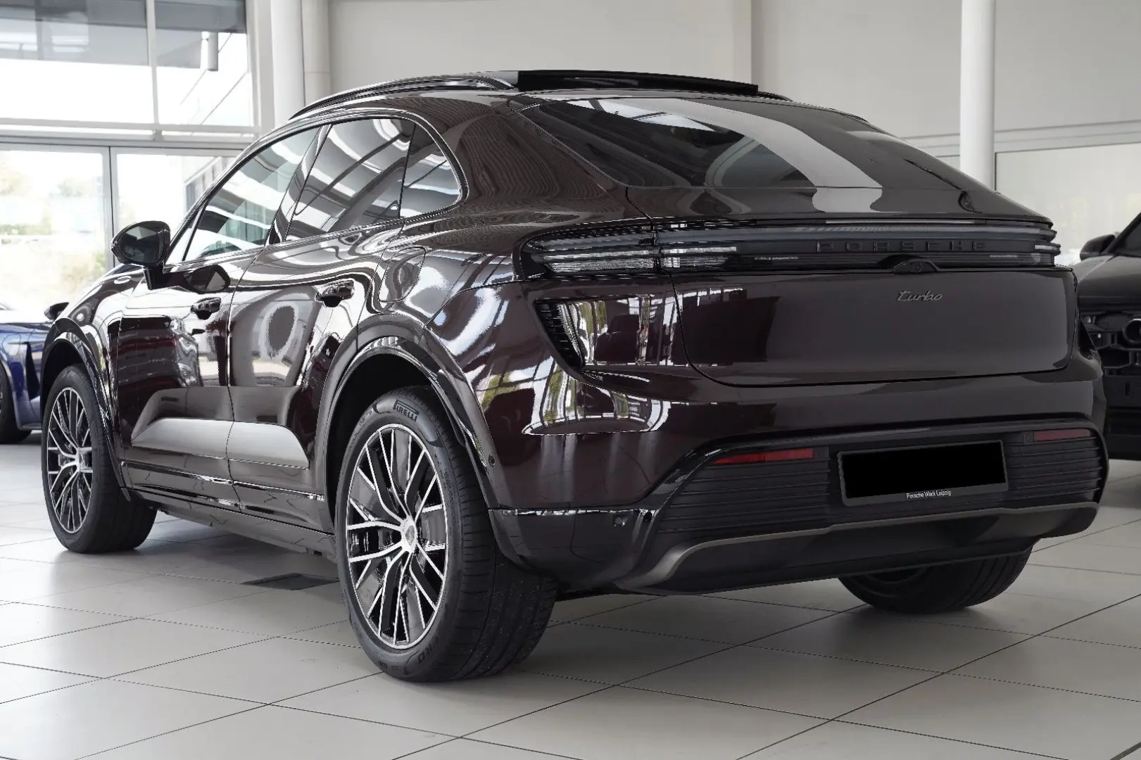Macan Electric Turbo