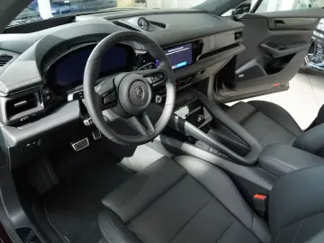 Macan Electric Turbo