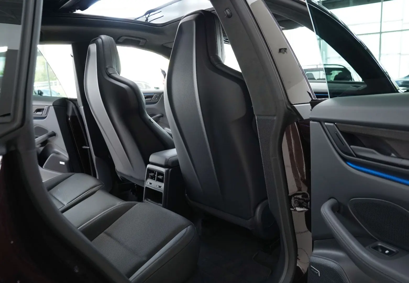 Macan Electric Turbo