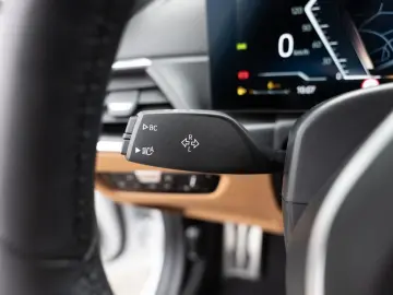 340i Touring xDrive FACEL. HUD 360° LED STANDZ