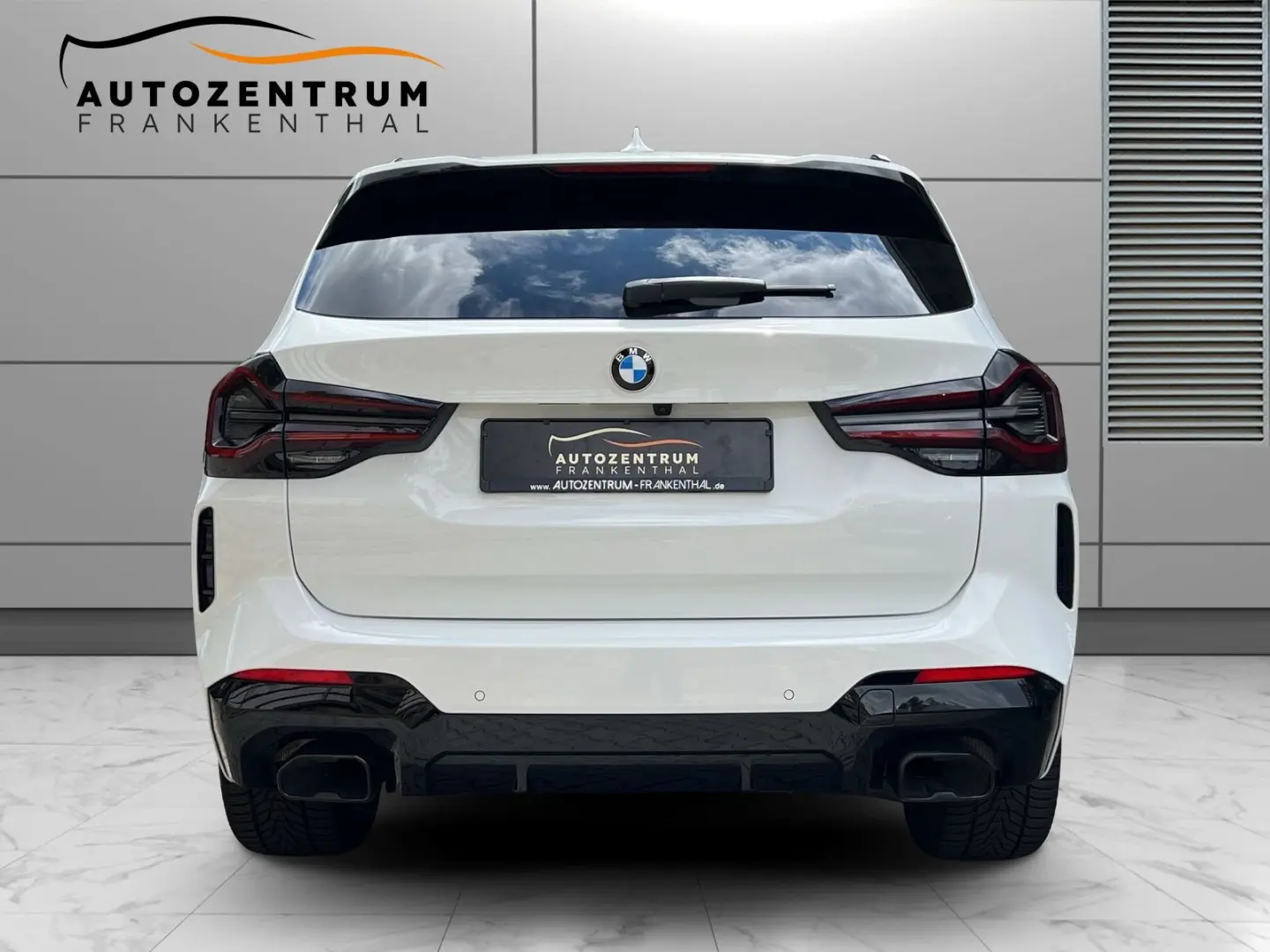 X3 M40 i H&K 360° HuD LED