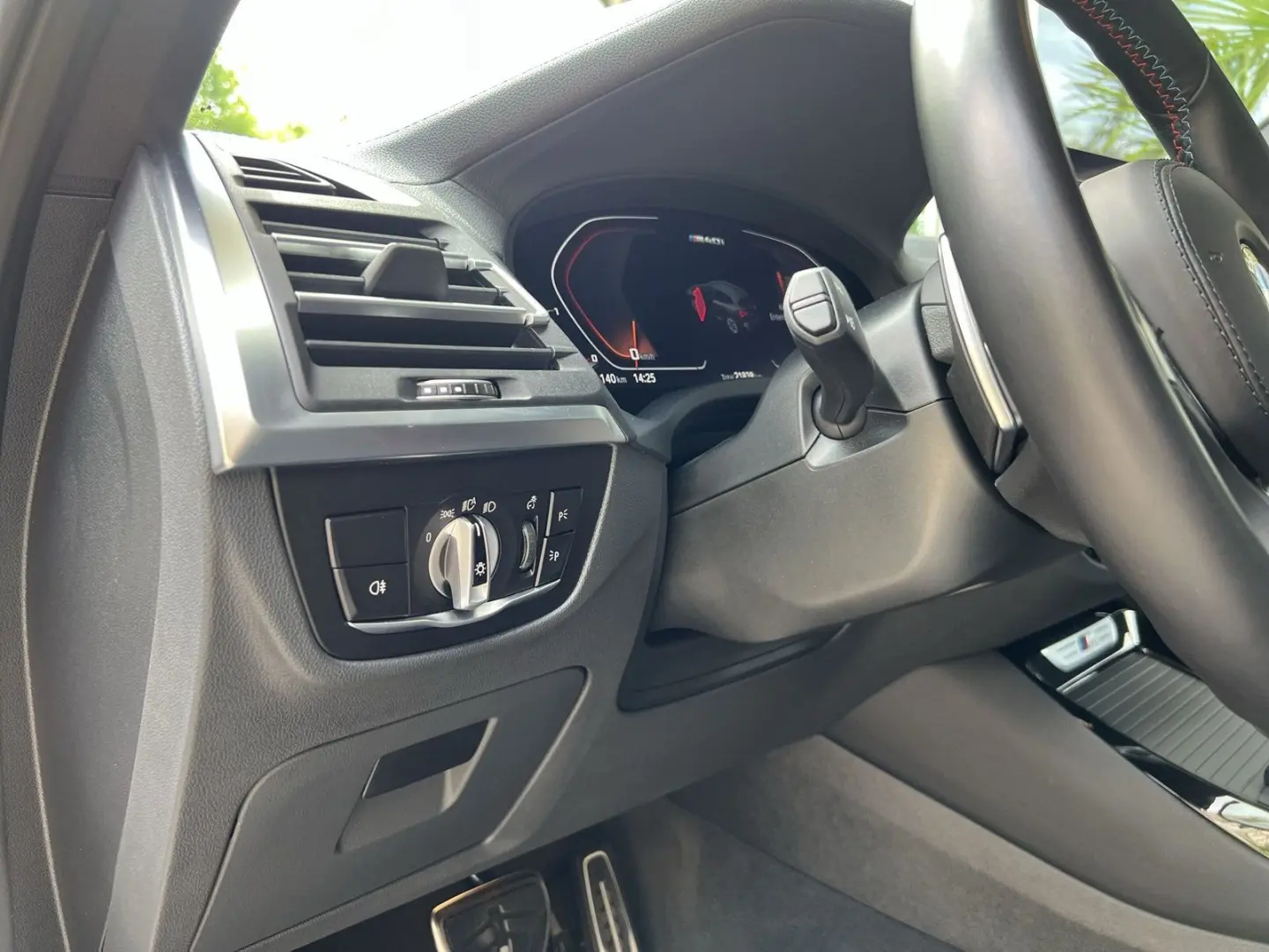 X3 M40 i H&K 360° HuD LED