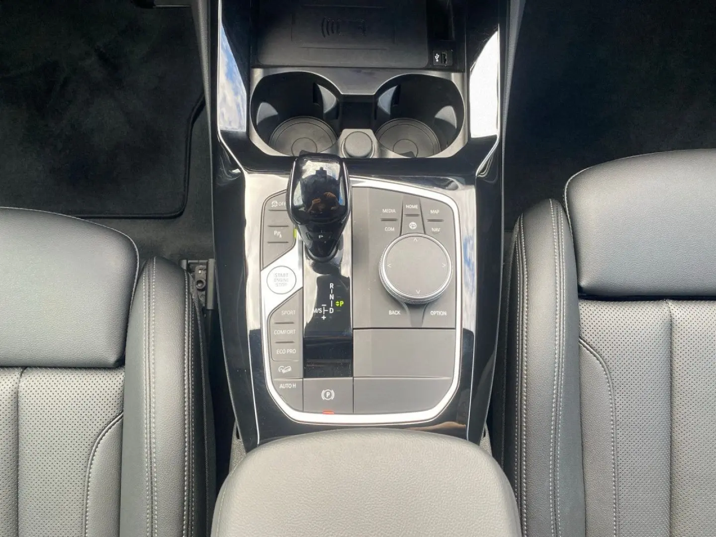 X3 M40i LivPro Laser RFK HUD HiFi DAB eSitze 20
