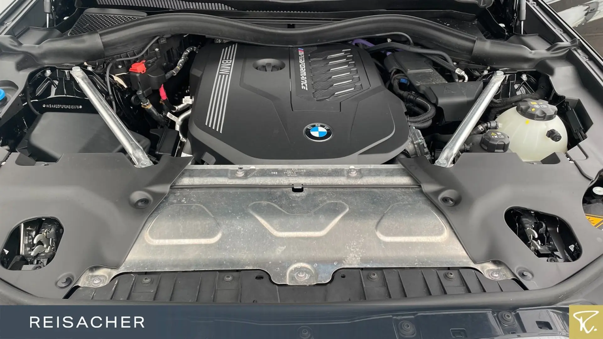 X3 M40i A AHK Pano SHZ ACC 360° HUD H&K 19