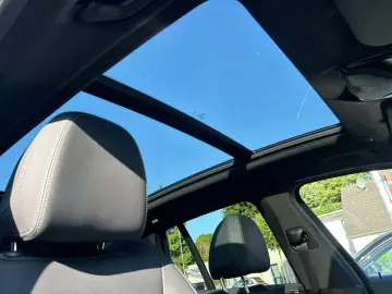 X3 M40i AHK LASER DrAssPr PaAss+ HUD Harman Pano