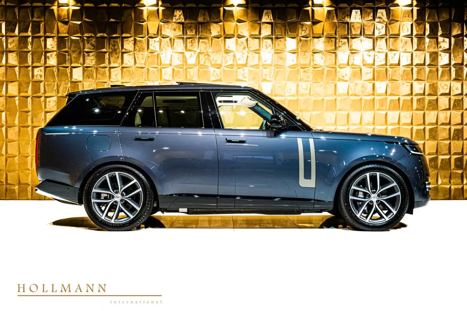 Land Rover Range Rover P460e SE + Panorama + MY2025