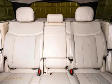 Land Rover Range Rover P460e SE + Panorama + MY2025