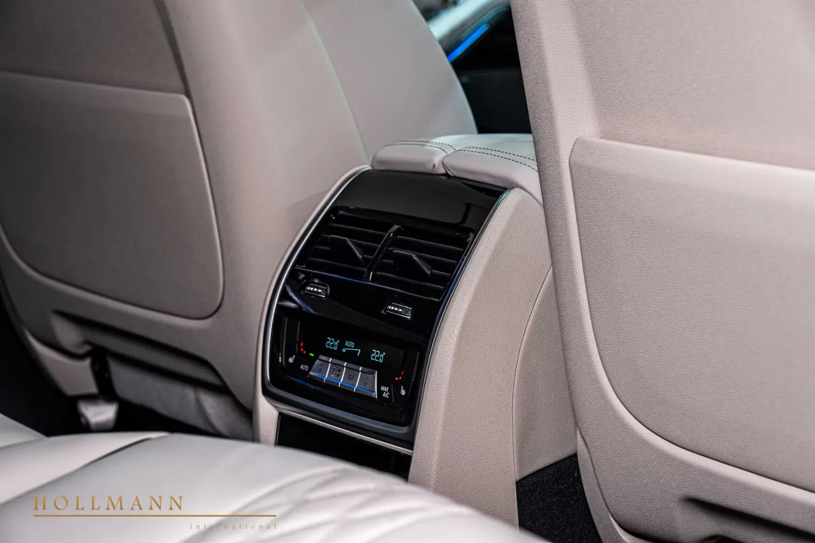 ALPINA XB7 + SKY LOUNGE PANORAMIC + BOWERS&WILKINS
