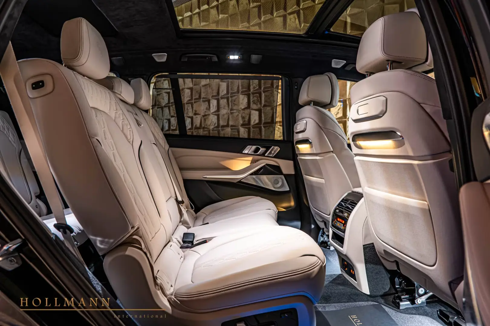 ALPINA XB7 + SKY LOUNGE PANORAMIC + BOWERS&WILKINS