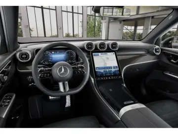 GLC 300 e 4M AMG-Sport/LED/360/Pano/Memo/Totw/19