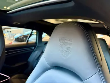 Panamera Sport Turismo 4 E-Hybrid Platinum Edt.