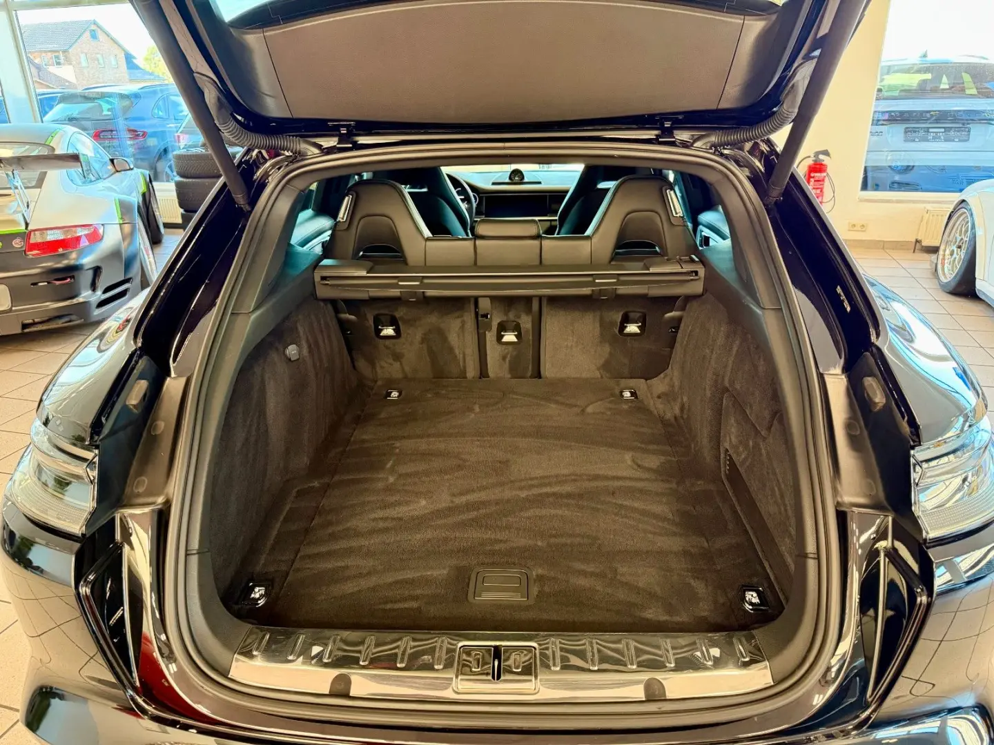 Panamera Sport Turismo 4 E-Hybrid Platinum Edt.