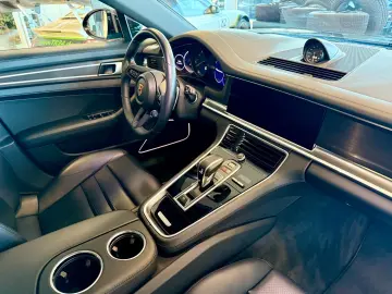 Panamera Sport Turismo 4 E-Hybrid Platinum Edt.