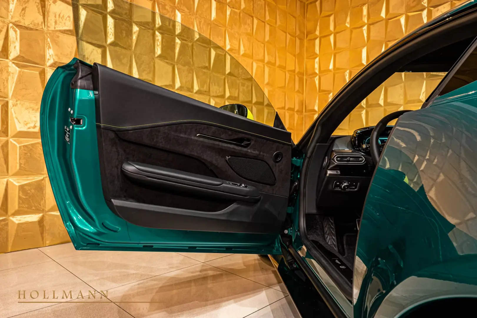 Aston Martin AMV24 Edition + LIMITED TO 24 CARS +