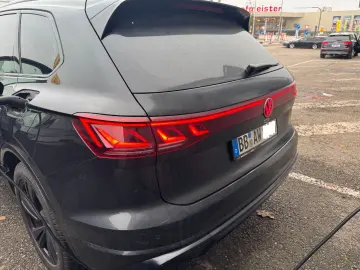 Touareg R  3.0TSI eHybrid 340 kW 4M