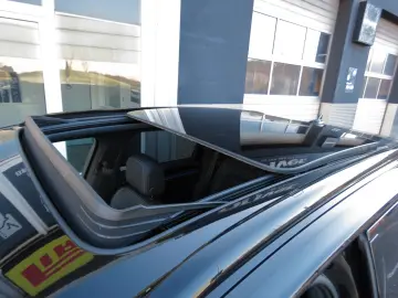 Touareg R  3.0TSI eHybrid 340 kW 4M
