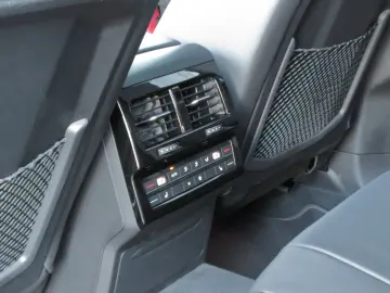 Touareg R  3.0TSI eHybrid 340 kW 4M