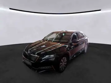 Superb 1.4 TSI Hybrid Limo*STAND-HZG*AHK*LED*