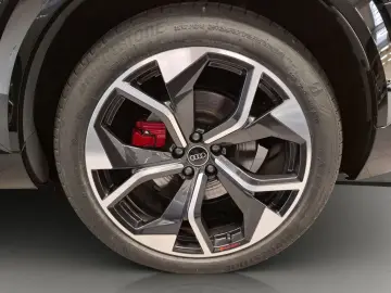 SQ8 Sportback e-tron 370 kW