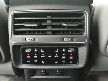 SQ8 TFSI Pano HD-Matrix 360° B&O 23