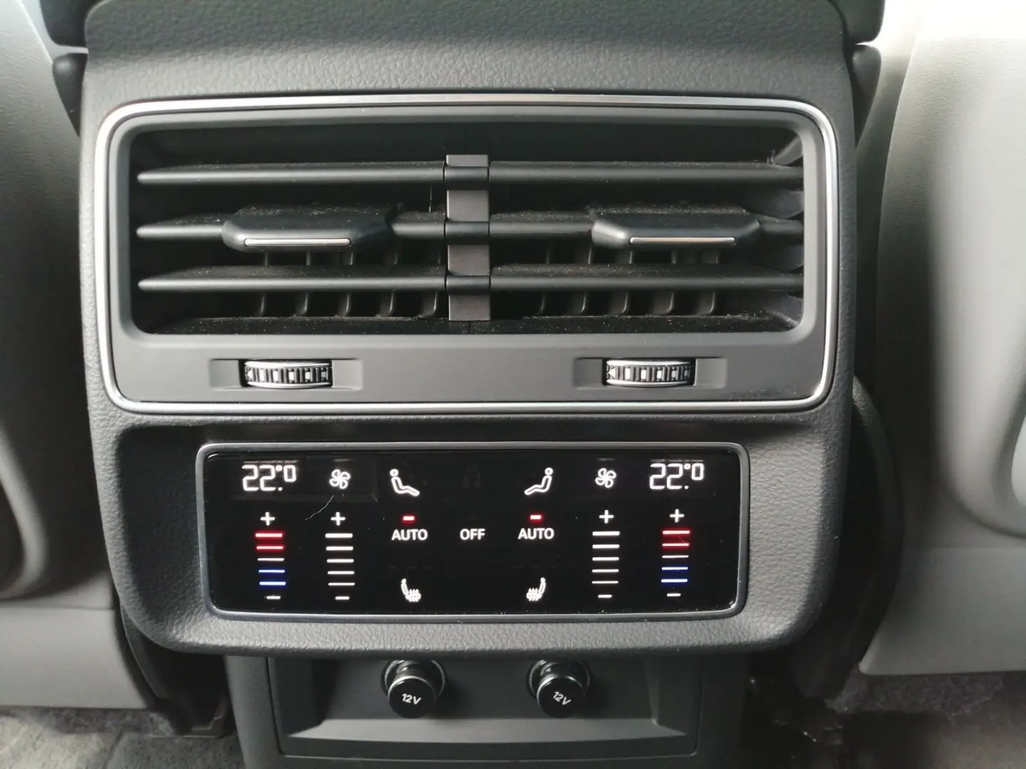 SQ8 TFSI Pano HD-Matrix 360° B&O 23
