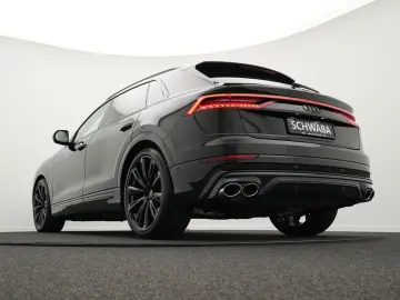 SQ8 competition TFSI AllrLenk*StdHz*23*LP145tEUR