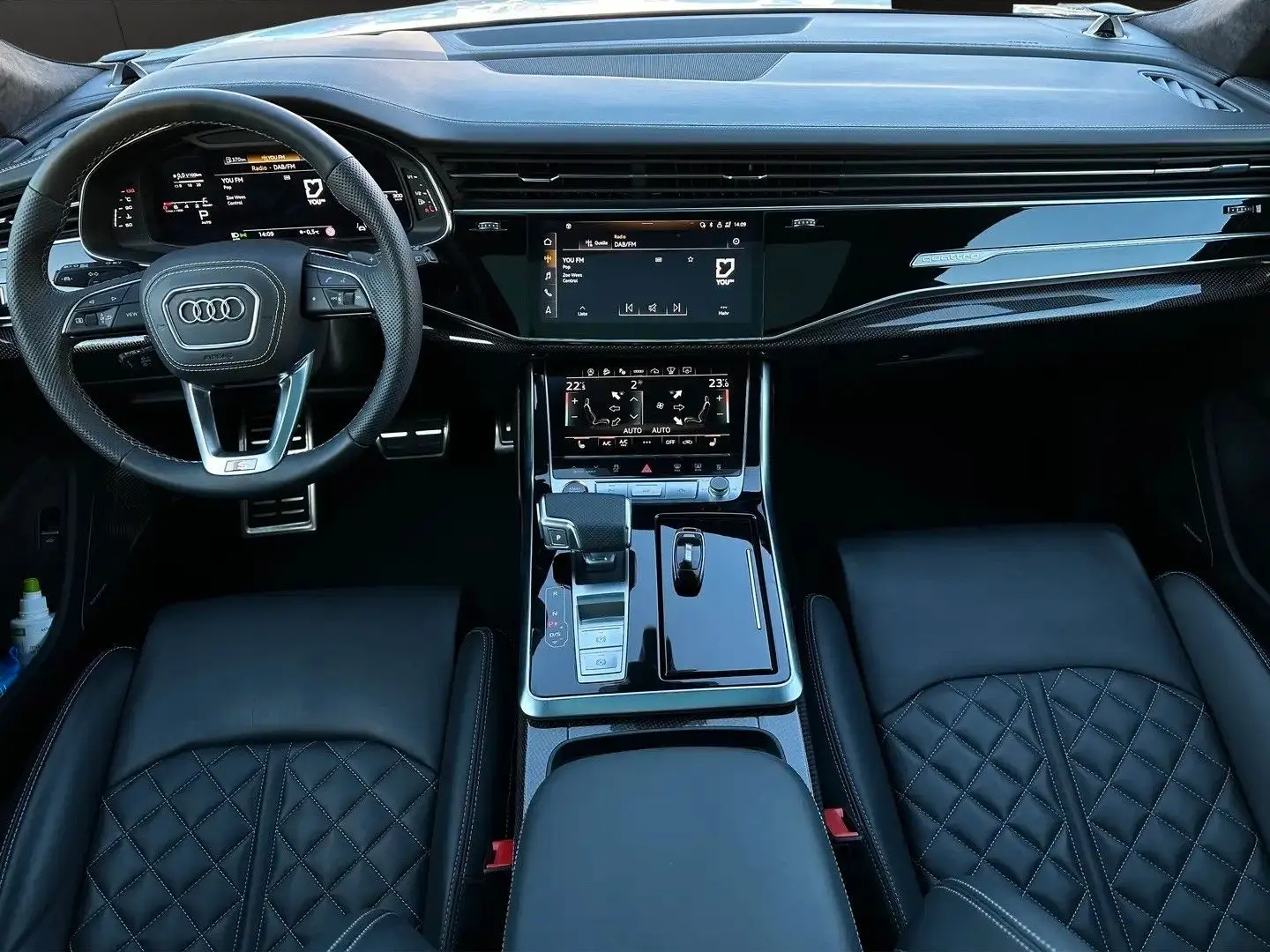 SQ8 4.0 TFSI Advanced B&O°TV°23