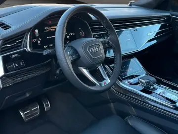 SQ8 4.0 TFSI Advanced B&O°TV°23