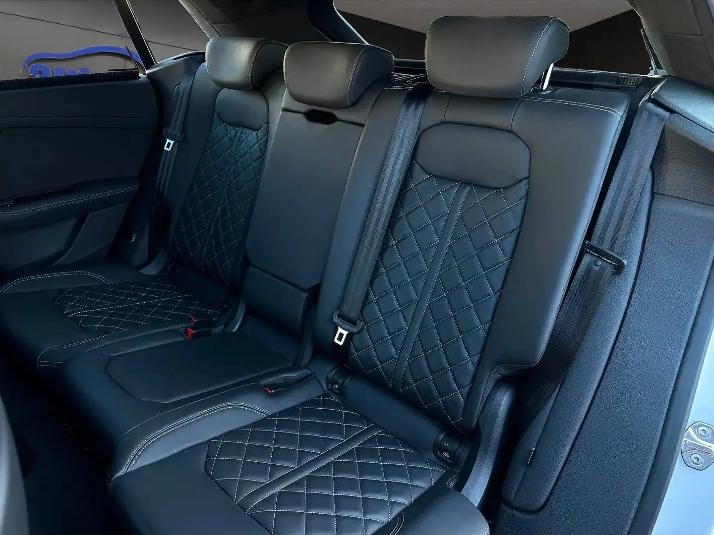 SQ8 4.0 TFSI Advanced B&O°TV°23