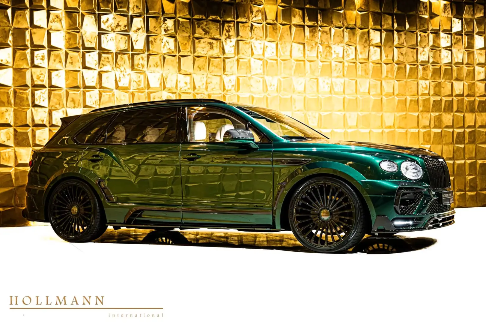 Bentley Bentayga V8 EWB AZURE by MANSORY