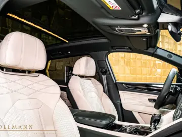 Bentley Bentayga V8 EWB AZURE by MANSORY