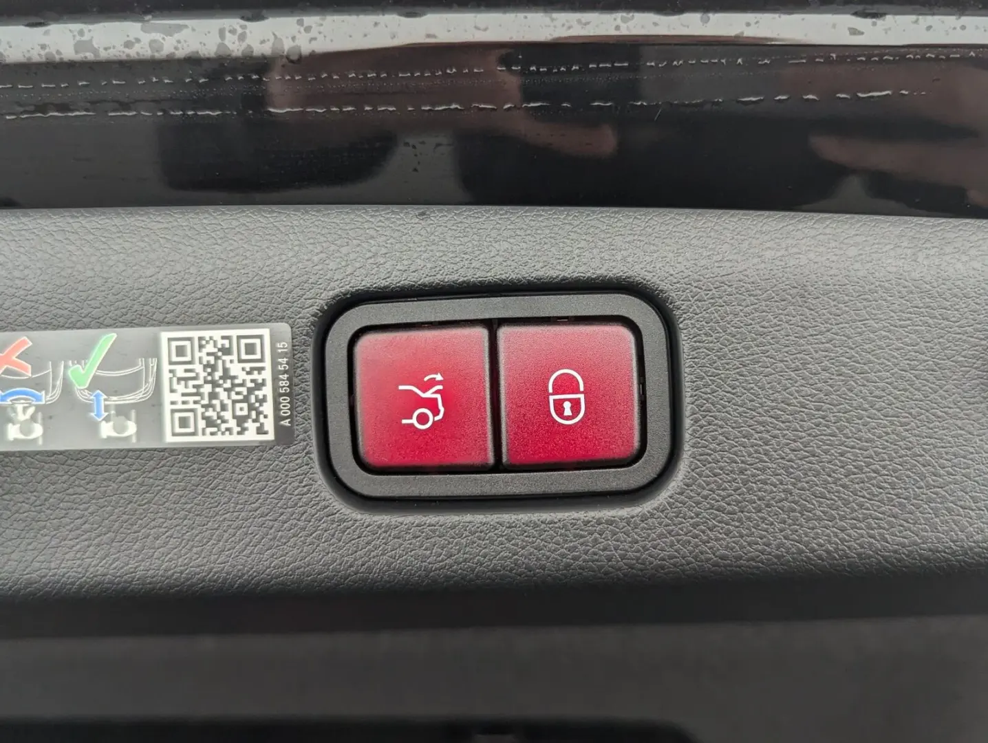 E 300 e Exclusive Premium 4Matic LEDER PANO NAVI