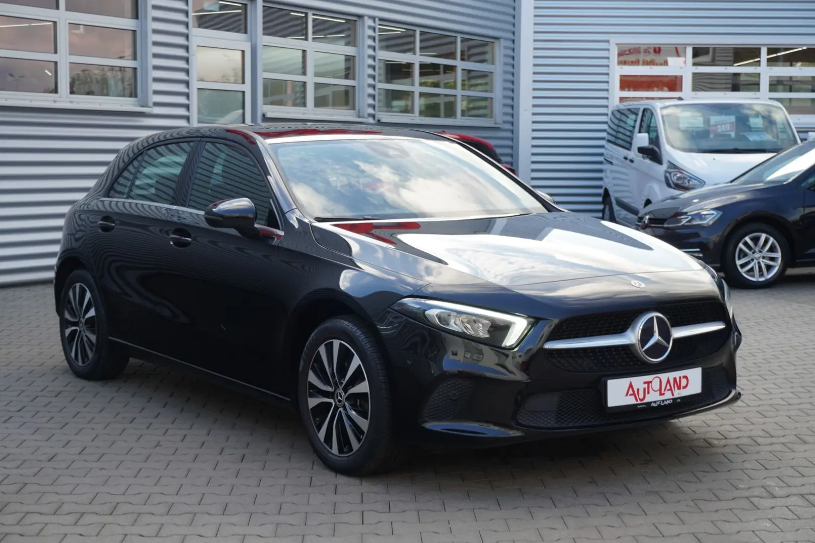 A250 e LED Navi ACC Kamera Digitales Cockpit DAB