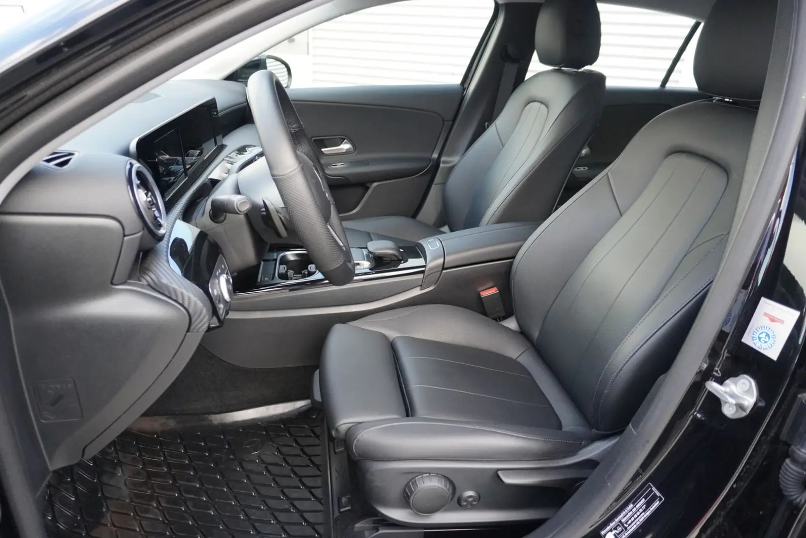 A250 e LED Navi ACC Kamera Digitales Cockpit DAB