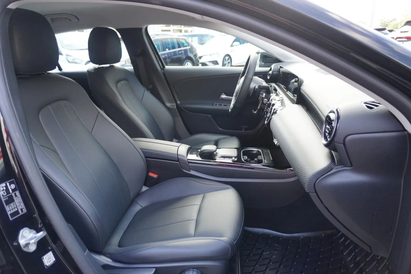 A250 e LED Navi ACC Kamera Digitales Cockpit DAB