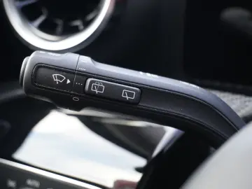 A250 e LED Navi ACC Kamera Digitales Cockpit DAB