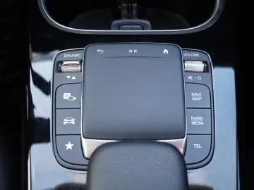 A250 e LED Navi ACC Kamera Digitales Cockpit DAB