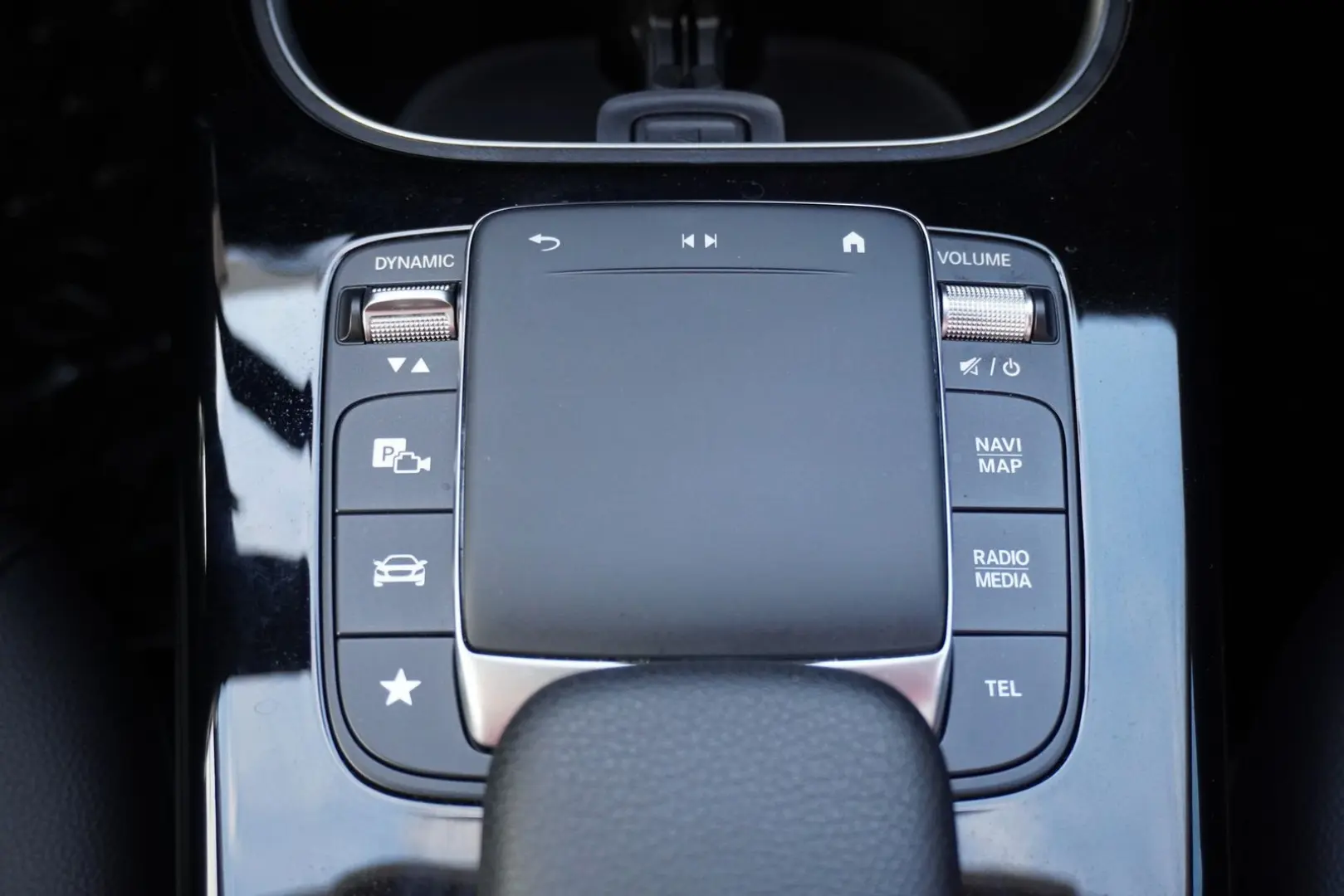 A250 e LED Navi ACC Kamera Digitales Cockpit DAB