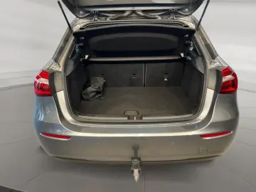 A 250 e  MBUX Navi AHK PDC SpurH AUT KlimaA SHZ