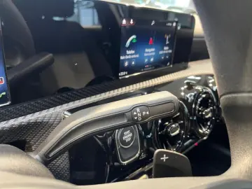 A 250 e  MBUX Navi AHK PDC SpurH AUT KlimaA SHZ