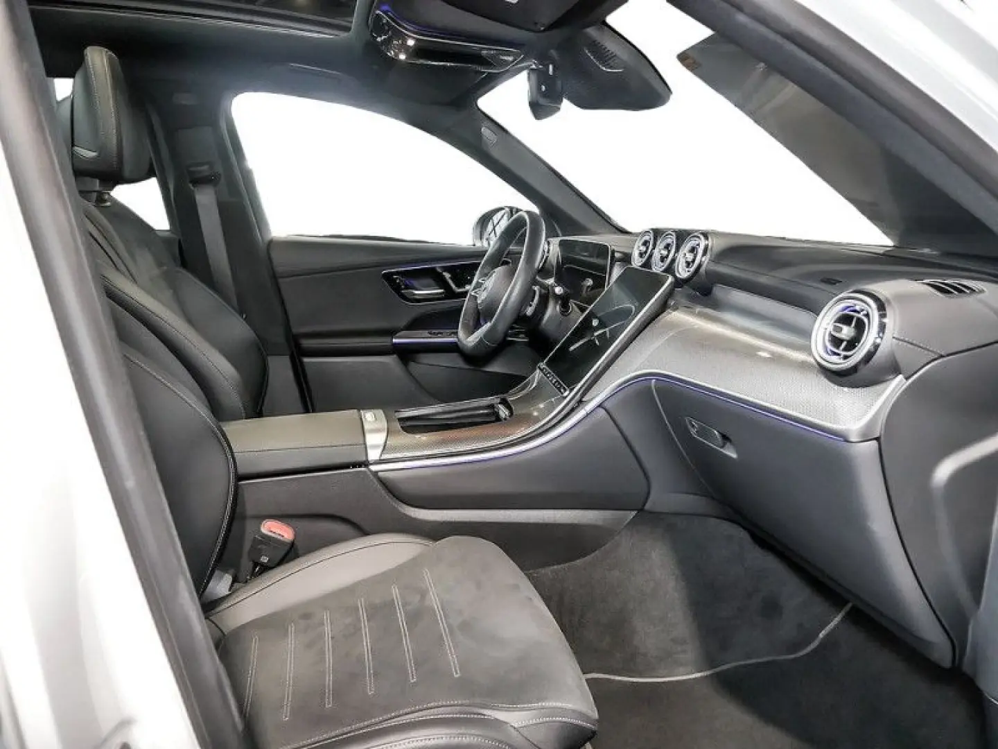 GLC 300 e 4M   BURM AMG NIGHT DISTR SPUR PANO