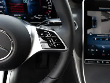 GLC 300 e 4M Avantgarde DIGITAL 360 Pano HUD 18'