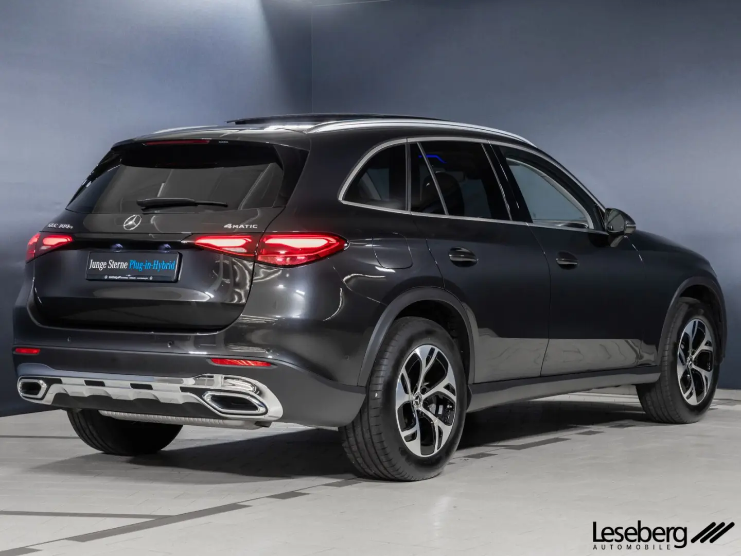 GLC 300 e 4M Avantgarde LED Pano Kamera Ambiente