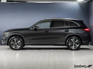 GLC 300 e 4M Avantgarde LED Pano Kamera Ambiente